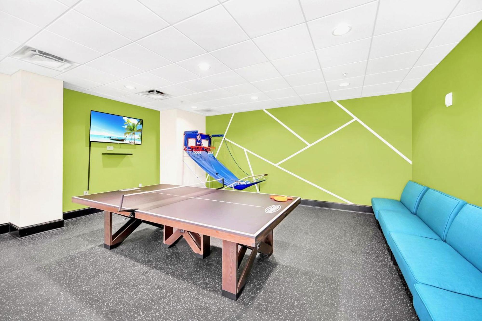 Bright Condo - 2Br With Pool & Hot Tub, Near Disney! Orlando Esterno foto