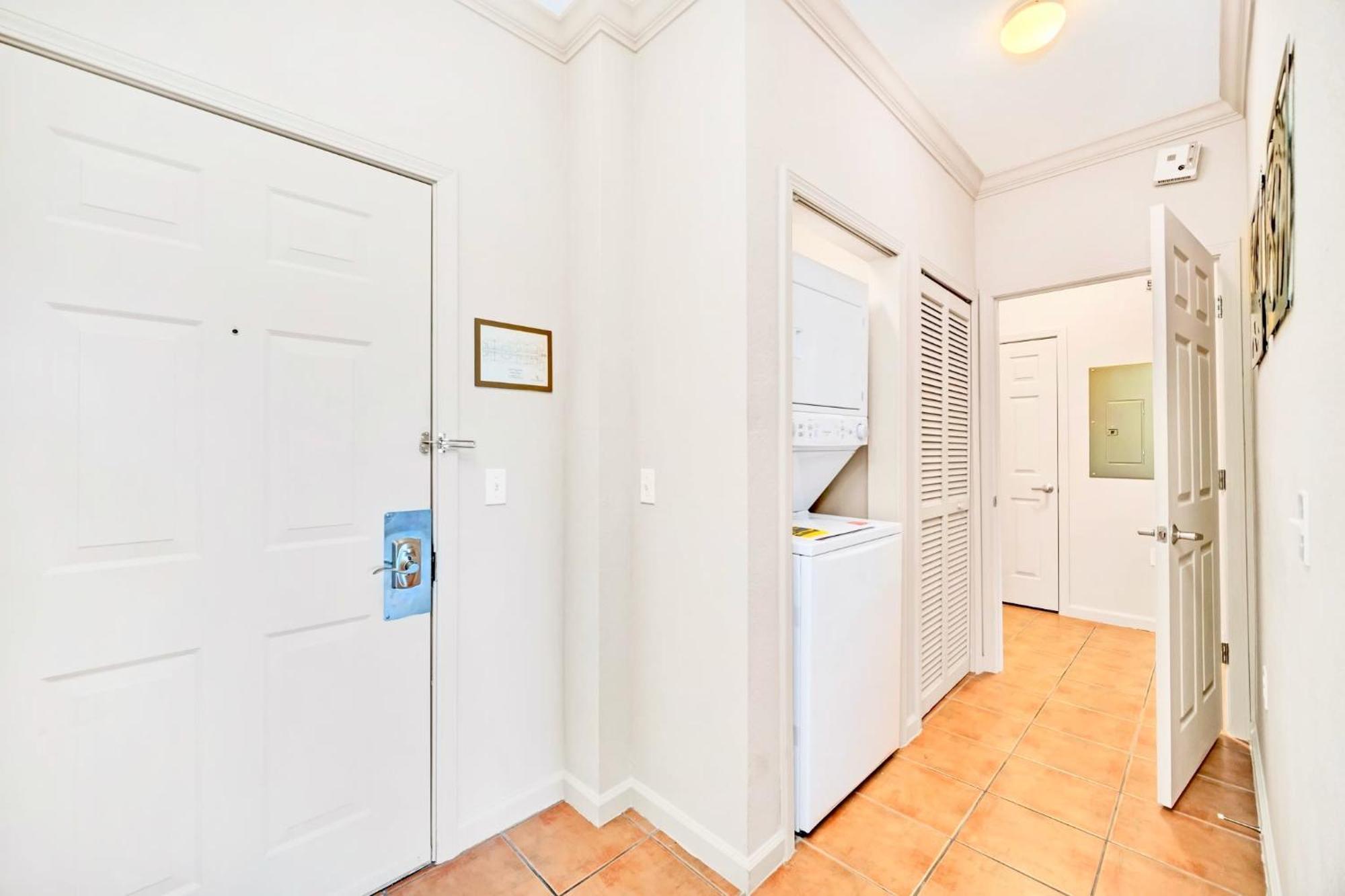Bright Condo - 2Br With Pool & Hot Tub, Near Disney! Orlando Esterno foto
