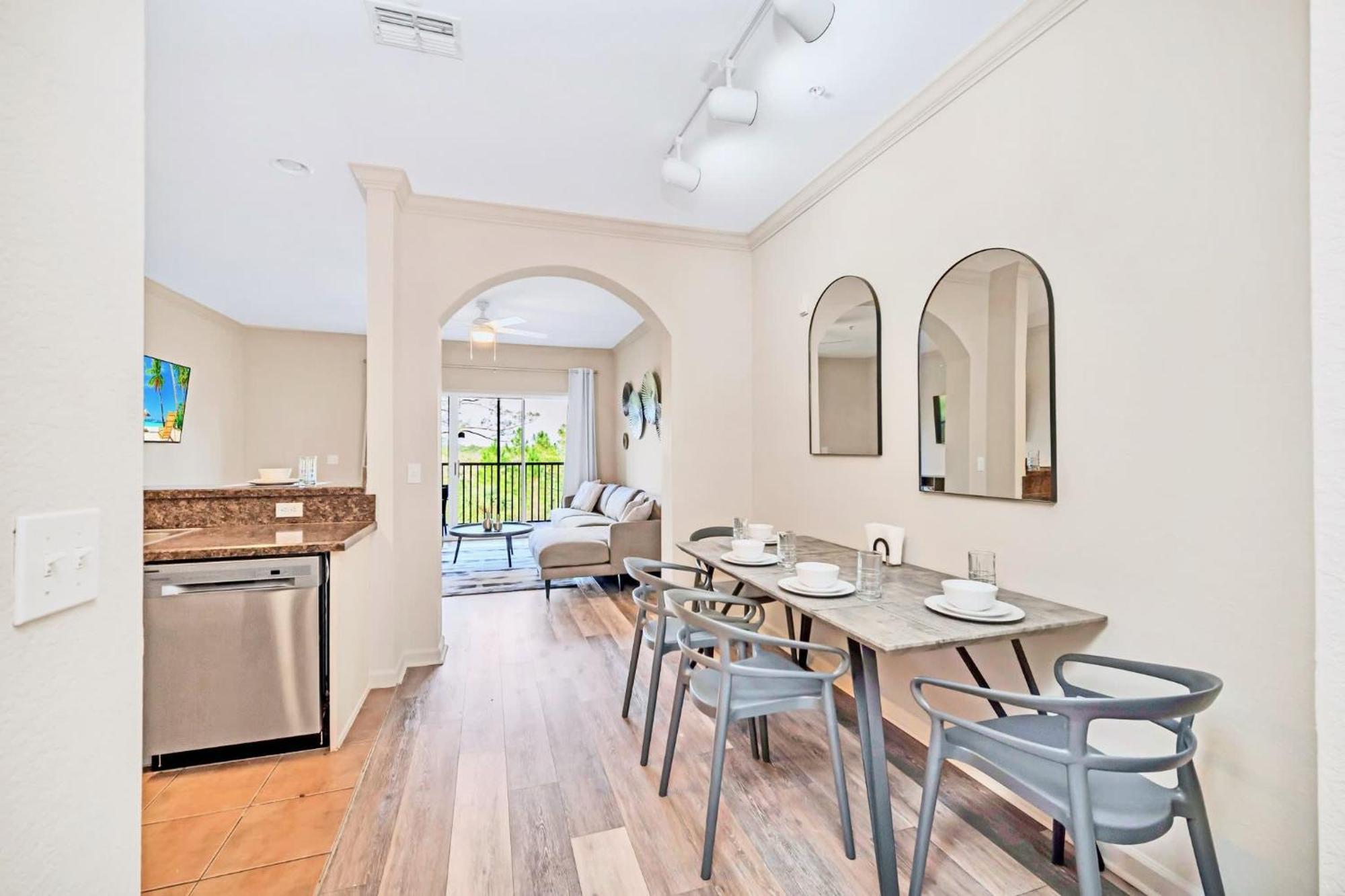 Bright Condo - 2Br With Pool & Hot Tub, Near Disney! Orlando Esterno foto